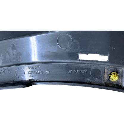 Acabamento Estribo Volvo FH New LD 82141521 Original