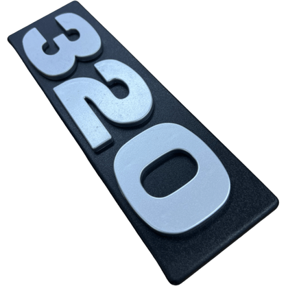 Emblema Painel Frontal Scania 113 320 Numero 1347200 Globo