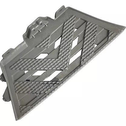 Estribo Superior Mercedes Benz New Actros LE 9606665628 Original