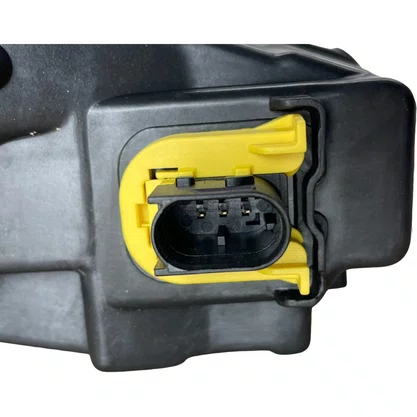 Farol Auxiliar Volvo FH5 LE 23752728 23752746 200413 Bester
