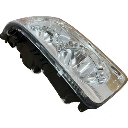 Farol Daf Antigo LD 1832396 Bester