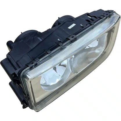 Farol Mercedes Benz Axor LE A9408200161 F205 Nino