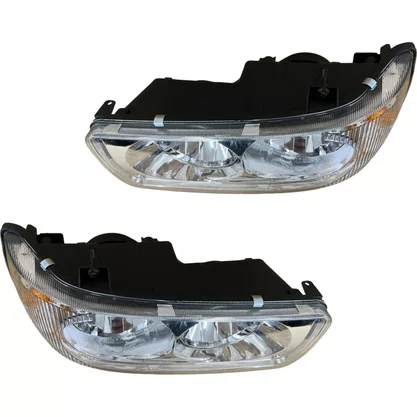 Kit Farol DAF XF105 1832396 1832397 Bester
