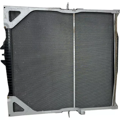 Radiador Agua Volvo FH 12 NH 12 8149362 8112565 8112961 Original