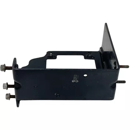 SUPORTE BOMBA ARLA EMITEC FORD CARGO / VOLKSWAGEN