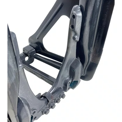 Suporte Tanque Arla Scania NTG 105 Litros 2101602 2101600 Original
