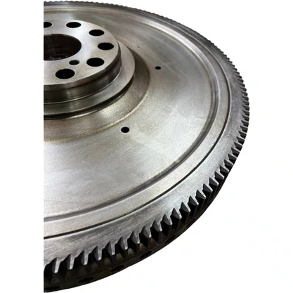 VOLANTE MOTOR COM CREMALHEIRA SCANIA NTG / EURO 5 ORIGINAL: 1776466  SIMILAR: 46351301 / 01776466  OBS: JINAN02 / CREMALHEIRA 1471237  COMPATIVEL COM MOTOR 5 CILINDROS