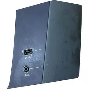 Painel Entrada USB AUX Volvo FH New